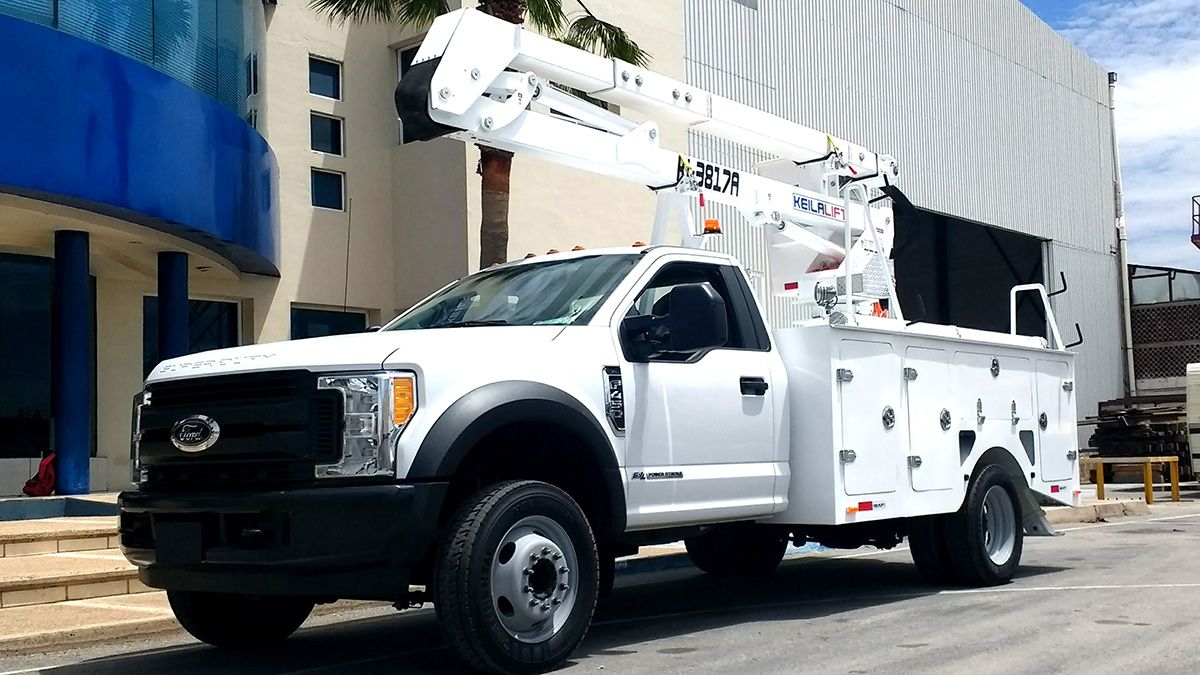 Grúa con Canastilla KL3817A